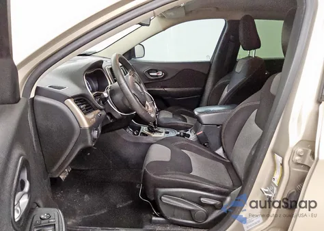 2015 Jeep Cherokee Sport z USA, uszkodzony, nr VIN 1C4PJLAB0FW525904